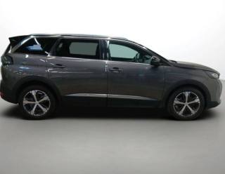 PEUGEOT 5008 usata, con Boardcomputer