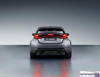 TOYOTA Yaris usata, con Controllo automatico clima