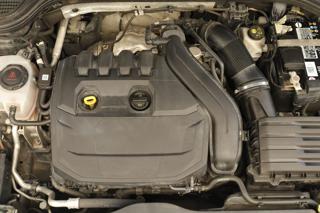 VOLKSWAGEN Golf usata, con Freno di stazionamento elettrico