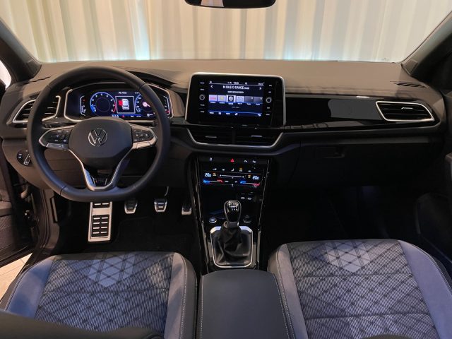 VOLKSWAGEN T-Roc usata, con Autoradio