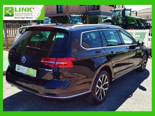 VOLKSWAGEN Passat Variant usata, con Airbag laterali