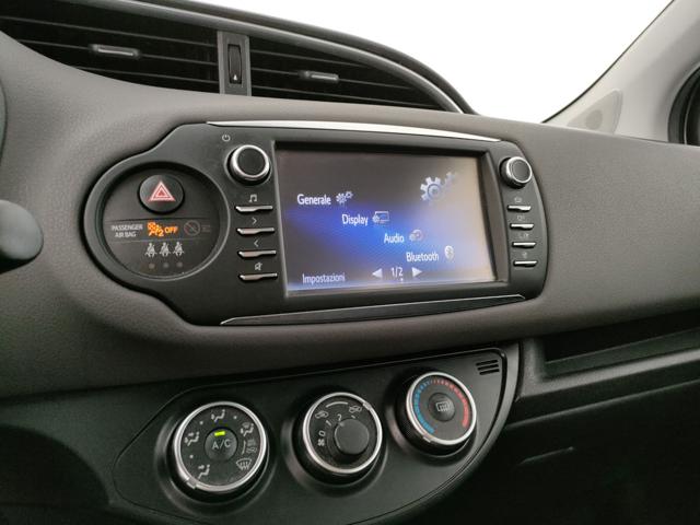 TOYOTA Yaris usata, con Fendinebbia