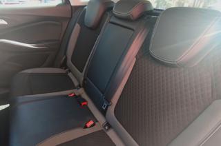 OPEL Grandland X usata, con Sensori di parcheggio posteriori