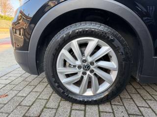 VOLKSWAGEN T-Cross usata 15
