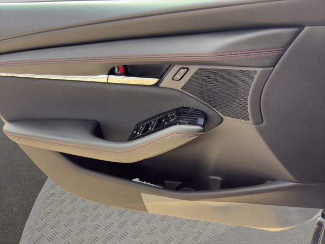 MAZDA 3 usata, con Bracciolo