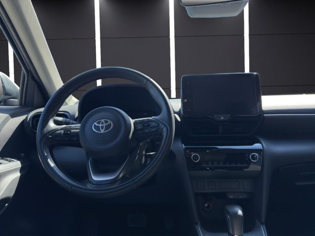 TOYOTA Yaris Cross usata, con Bracciolo