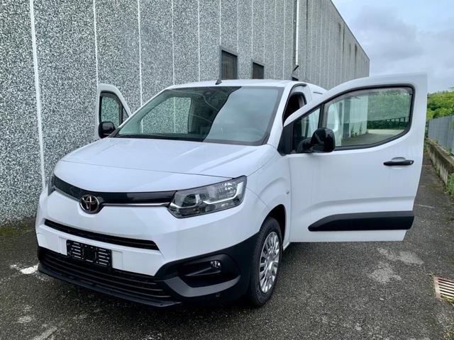 TOYOTA Proace City usata, con Autoradio