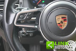 PORSCHE Macan usata, con Specchietti laterali elettrici