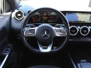 MERCEDES-BENZ GLA 200 usata, con Portellone posteriore elettrico