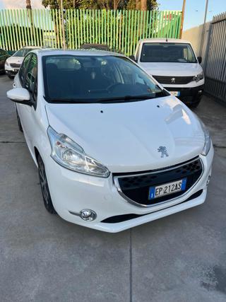 PEUGEOT 208 usata, con Airbag laterali