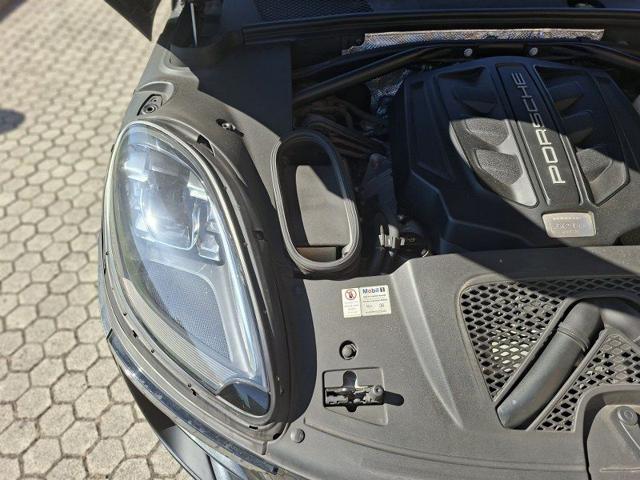 PORSCHE Macan usata 102