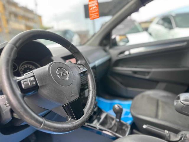 OPEL Astra usata, con Boardcomputer