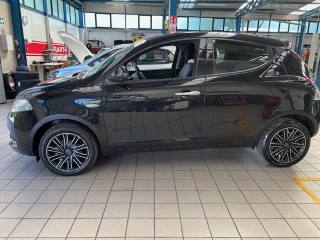 LANCIA Ypsilon usata, con Autoradio