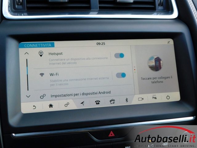 JAGUAR E-Pace usata, con Sensori di parcheggio posteriori