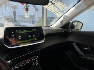 PEUGEOT 2008 usata, con Servosterzo