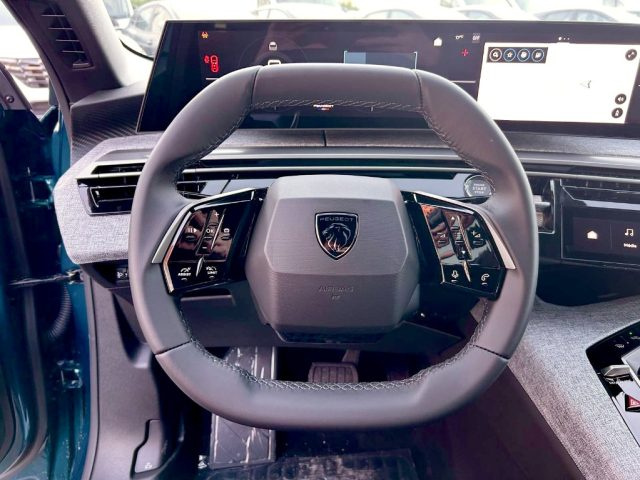 PEUGEOT 3008 usata, con Sensore di luce