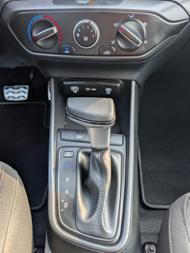 HYUNDAI Bayon usata, con Controllo elettronico della corsia
