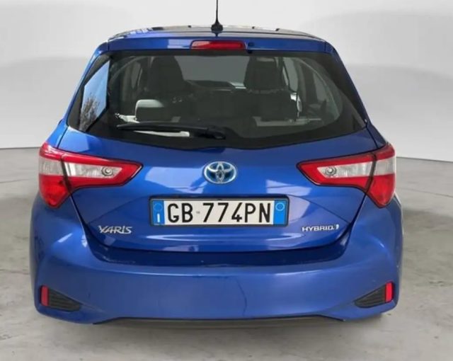 TOYOTA Yaris usata, con Autoradio digitale