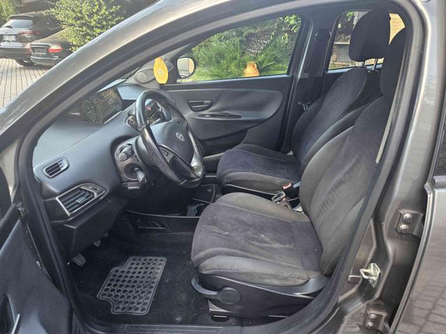 LANCIA Ypsilon usata, con Servosterzo