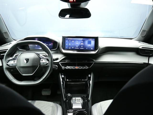 PEUGEOT 2008 usata, con Controllo automatico clima