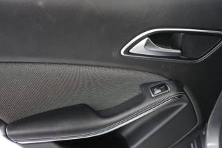 MERCEDES-BENZ A 160 usata, con Telecamera per parcheggio assistito