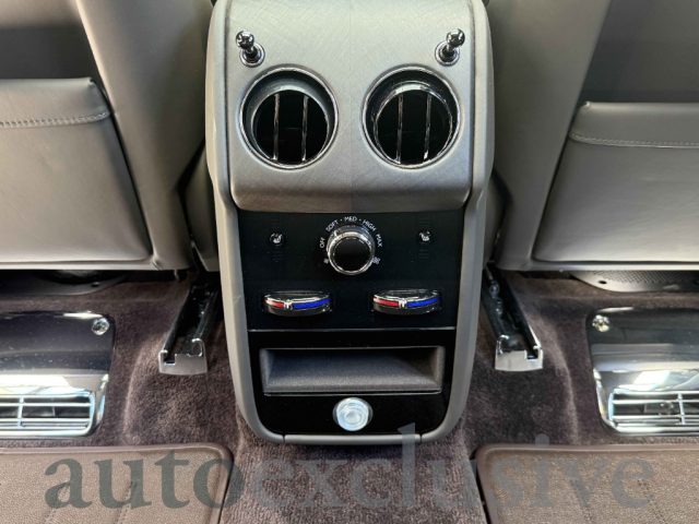 ROLLS-ROYCE Cullinan usata, con Autoradio digitale