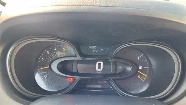 RENAULT Trafic usata, con USB