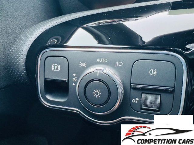 MERCEDES-BENZ A 180 usata, con Sensore di luce