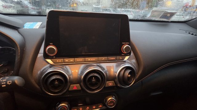 NISSAN Juke usata, con Autoradio