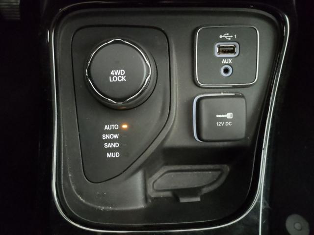 JEEP Compass usata, con Sedile posteriore sdoppiato