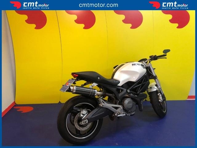 DUCATI Monster 696 usata 3