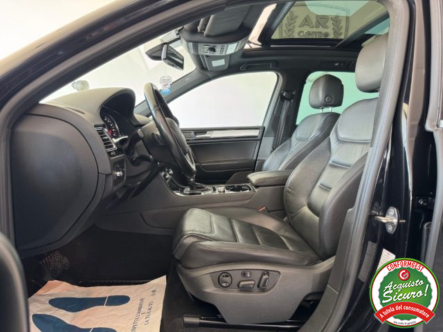 VOLKSWAGEN Touareg usata, con Boardcomputer