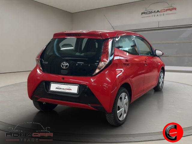 TOYOTA Aygo usata, con Autoradio