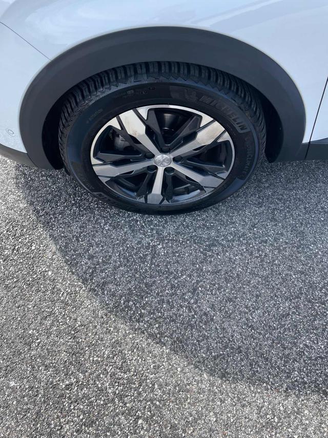 PEUGEOT 3008 usata, con Chiusura centralizzata