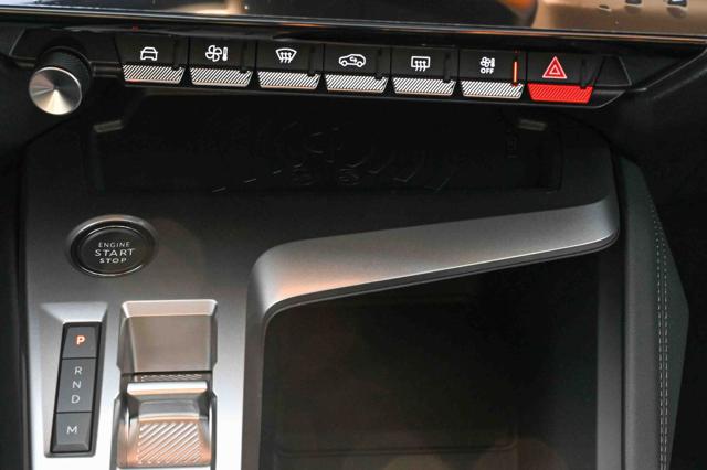 PEUGEOT 308 usata, con Volante in pelle