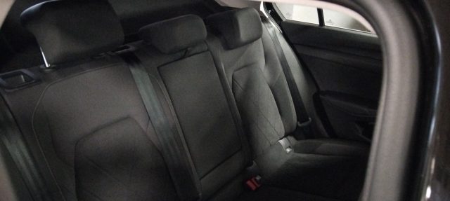 VOLKSWAGEN Golf usata, con Cruise Control