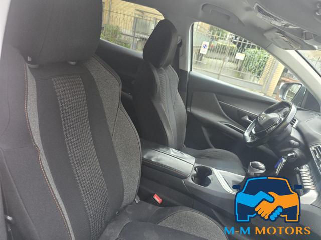 PEUGEOT 3008 usata, con Park Distance Control