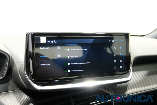 PEUGEOT 2008 usata, con Volante multifunzione