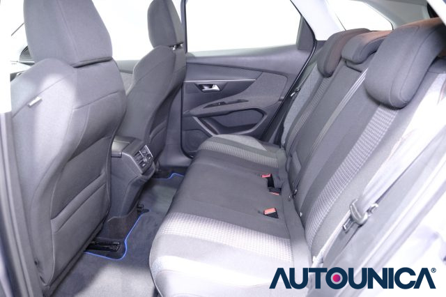 PEUGEOT 3008 usata, con Airbag testa