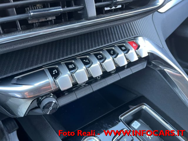 PEUGEOT 3008 usata, con Controllo elettronico della corsia