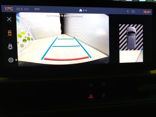 JEEP Avenger usata, con Controllo automatico clima