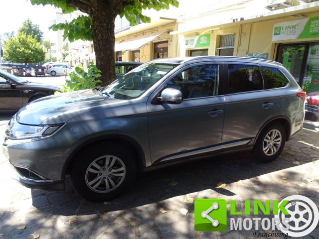 MITSUBISHI Outlander usata, con Autoradio