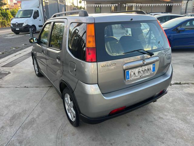 SUZUKI Ignis usata, con Autoradio