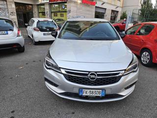 OPEL Astra usata, con Airbag