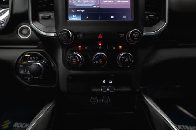 DODGE RAM usata, con Touch screen