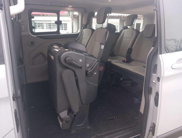 FORD Tourneo Custom usata 9