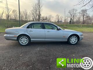 JAGUAR XJ usata, con Fendinebbia