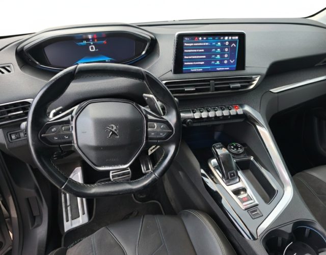 PEUGEOT 5008 usata, con Chiusura centralizzata