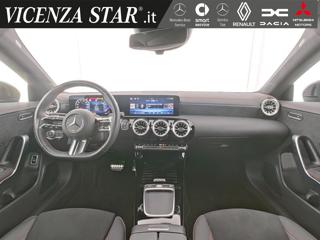 MERCEDES-BENZ CLA 200 usata, con Chiusura centralizzata