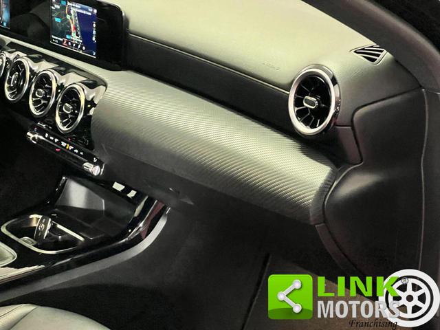 MERCEDES-BENZ A 200 usata, con Touch screen